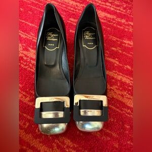 Roger Vivier black/silver vintage pumps size 7